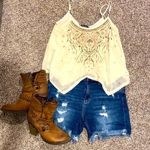 Cello Distressed  High Waisted Jean Shorts Size Large